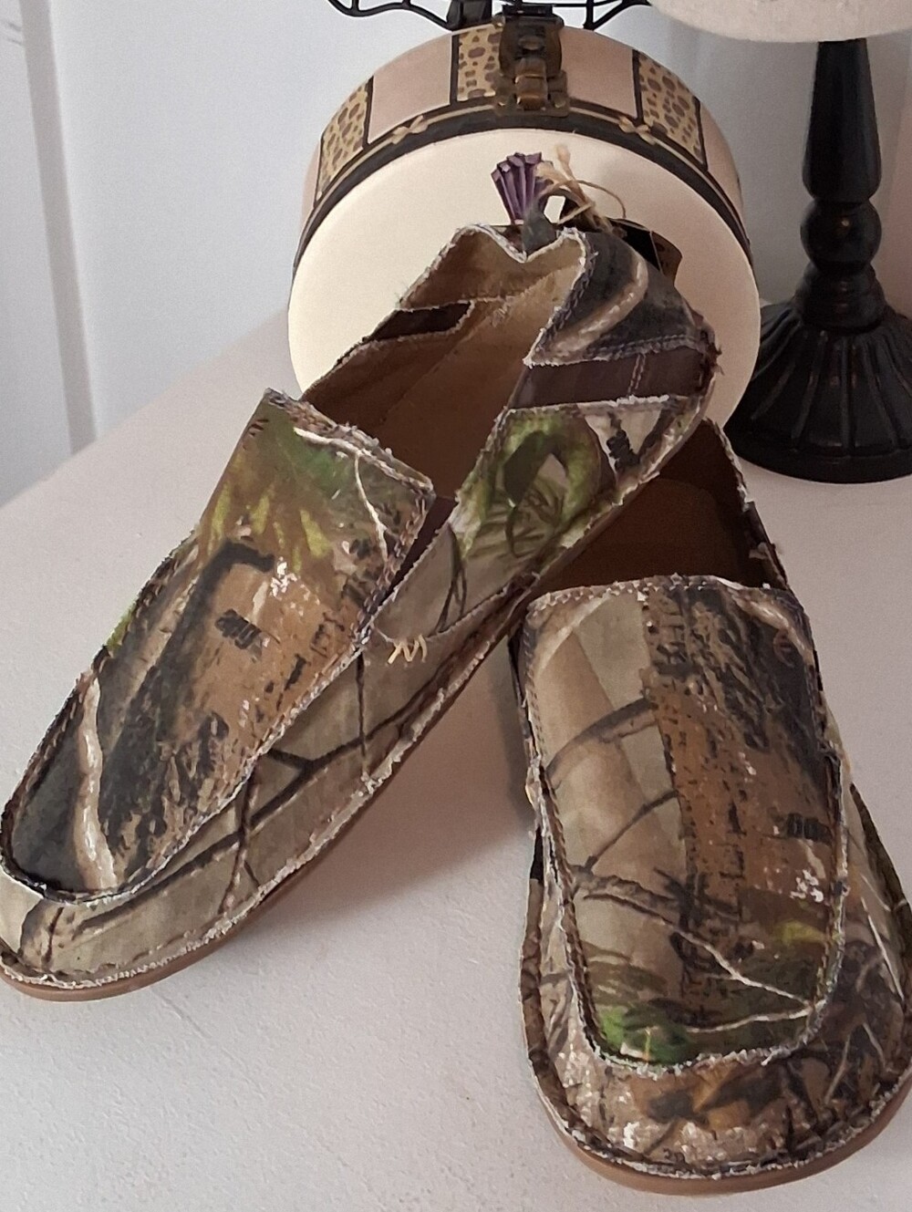 Crevo Men's Marley Real Tree APG Slide On Shoes NWT Sz 10